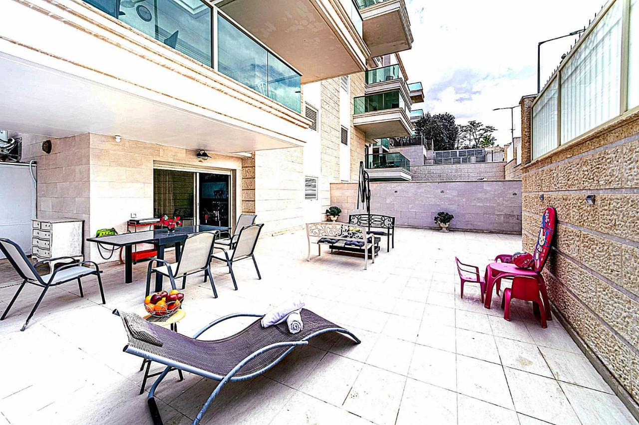 Apartmán Milana'S Deluxe With Big Patio And Pool Ejlat Exteriér fotografie